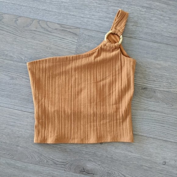 Topshop Tops - NWT / TOPSHOP / ONE SHOULDER CROP TOP / SIZE 6 / MUSTARD YELLOW